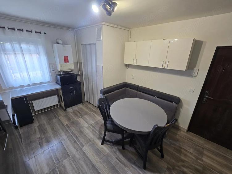 Apartament cu 2 camere semidecomandat în Central