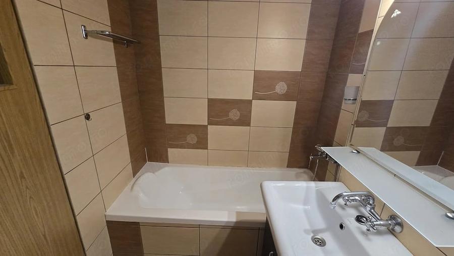 Garsonieră decomandată în Exterior Vest