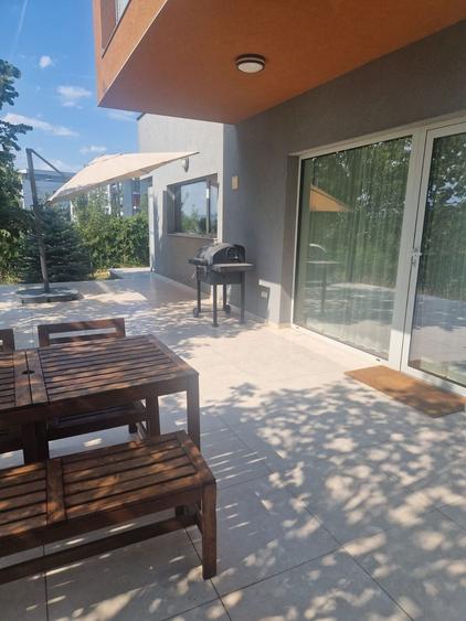 Casă cu 4 camere cu Teren 1701 Mp în Borhanci