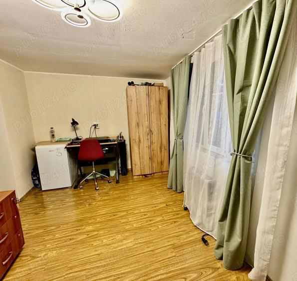 Casă cu 3 camere cu Teren 450 Mp în Central