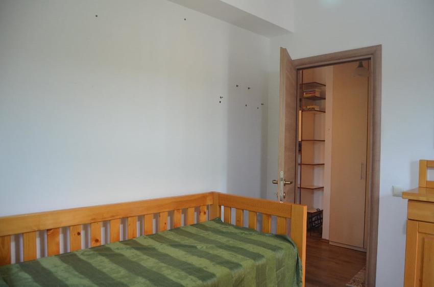 Apartament cu 2 camere decomandat în Piatra Arsă