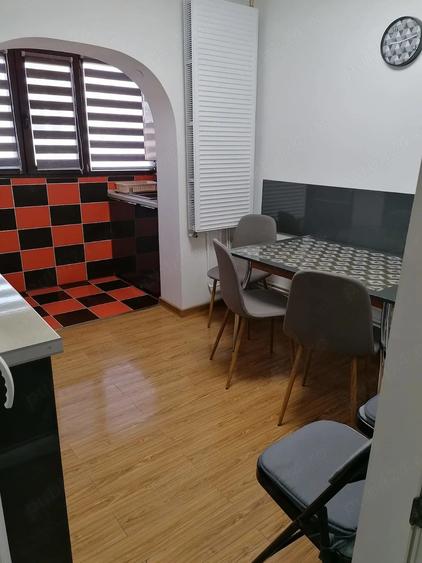 Apartament cu 2 camere decomandat în Traian