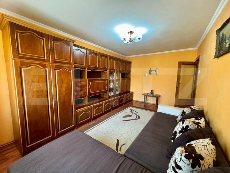 Apartament cu 2 camere decomandat, mobilat în Rogerius