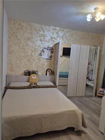 Apartament cu 2 camere semidecomandat, mobilat în Giroc