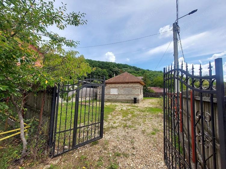Casa de terminat in Bascov-Valea Ursului, Strada Salcamilor - 6