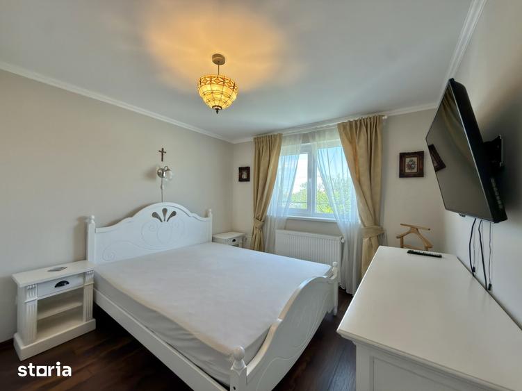 Casă cu 4 camere cu Teren 250 Mp în Sânmihaiu Român