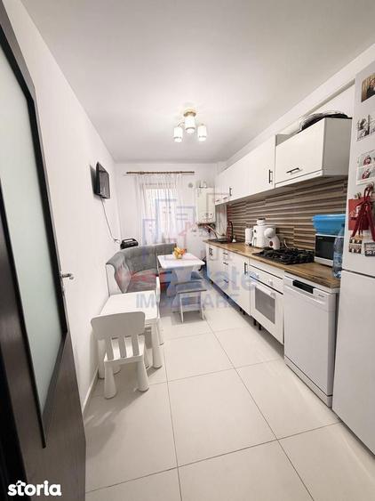 Apartament cu 2 camere decomandat, mobilat în Tudor Vladimirescu