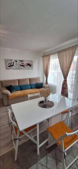 Apartament cu 2 camere decomandat în Florești