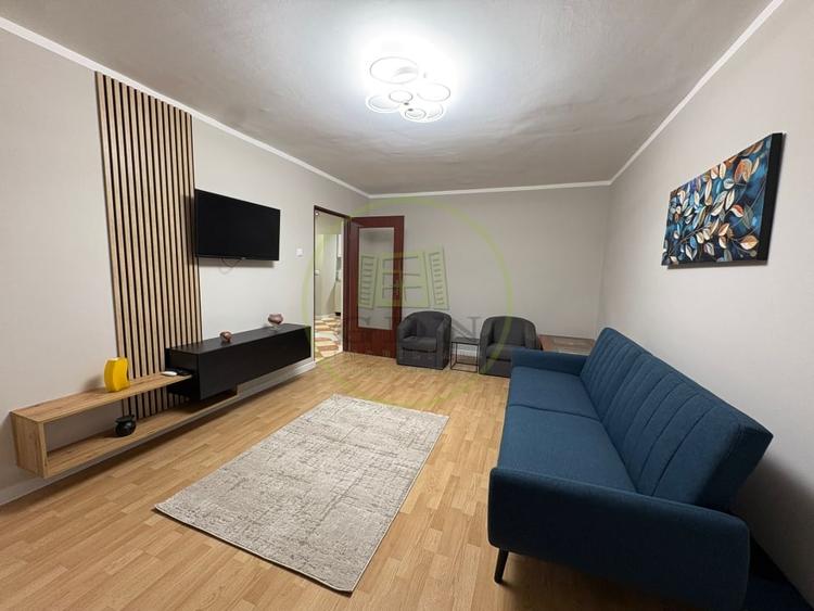 Apartament cu 3 camere decomandat, mobilat în 1 Mai
