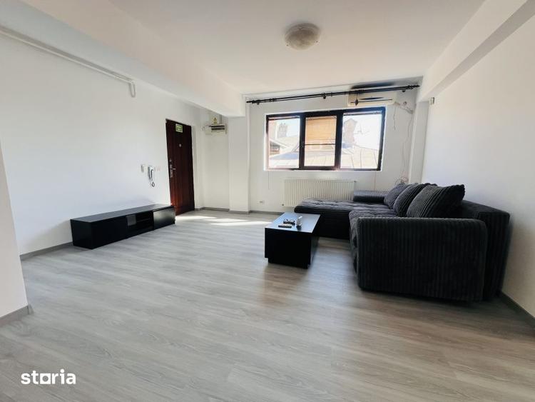 Apartament cu 3 camere semidecomandat, mobilat în Ferdinand