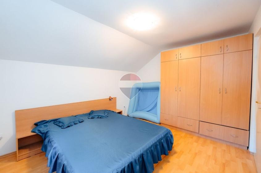 Casă individuală cu 4 camere cu Teren 1292 Mp în Drăganu