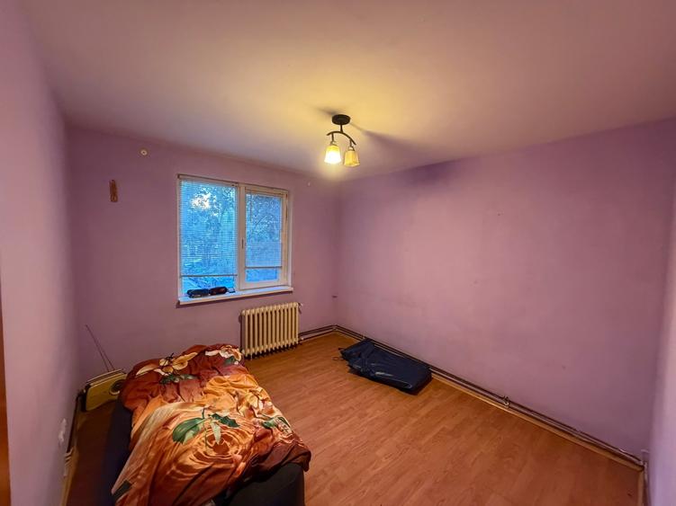 Apartament cu 2 camere decomandat în Rahova