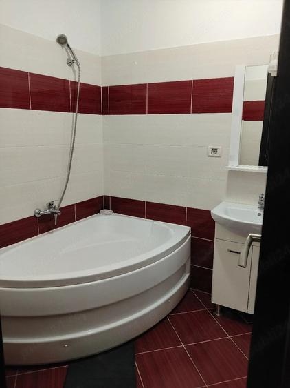 Apartament cu 2 camere decomandat în Ostroveni