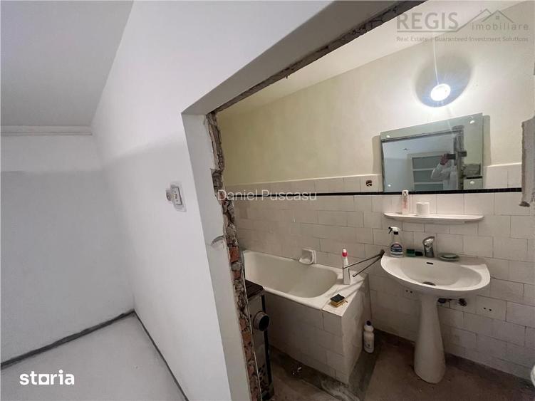 TEREN 1600MP CU CASA 5 CAMERE, SCHEII BRASOVULUI
