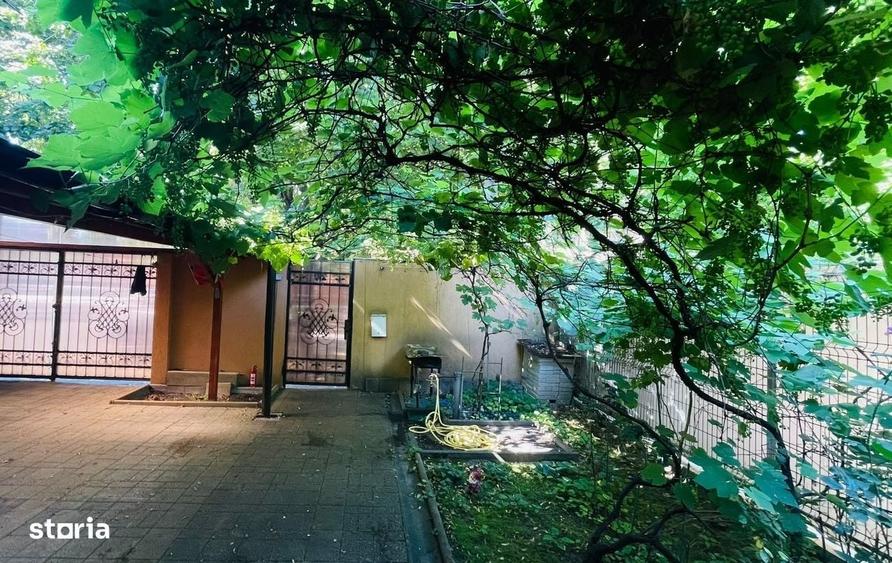 Casă cu 4 camere cu Teren 180 Mp în Dămăroaia