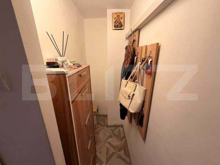 Apartament cu 3 camere decomandat în Micro 11