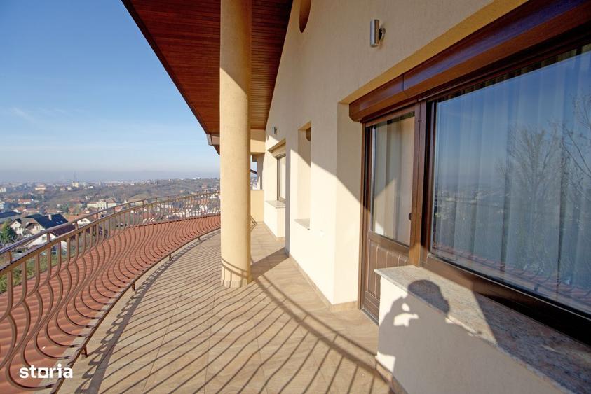 Vila Individuala Premium pe Dealul Ciuperca Priveliste Panoramica - 4