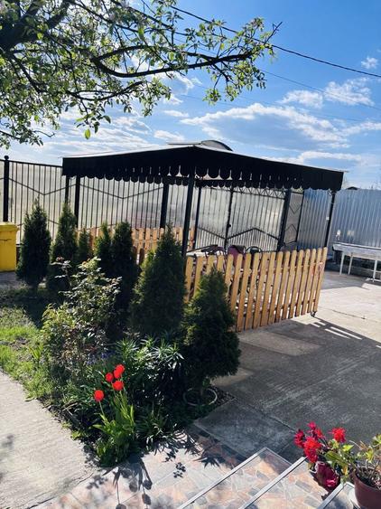 Se vinde casa in budeasa mare complet mobilata si utilata !accept schimb apartament 2 camere plus diferenta - 1