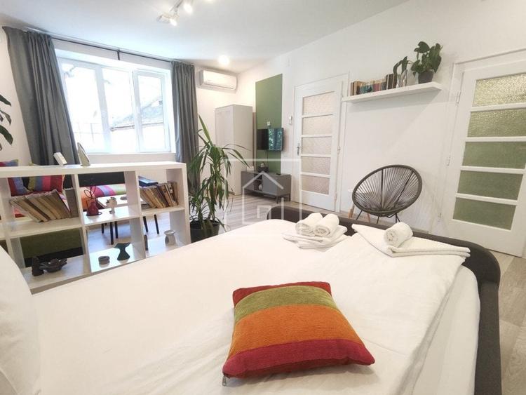 Apartament 46 mp regim hotelier de vanzare in centrul Sibiului - 1