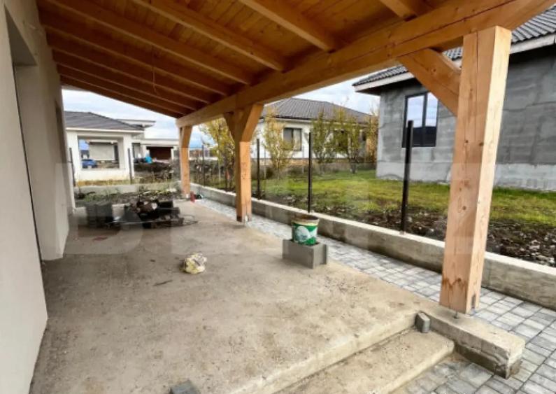 Casa individuala cu 5 ari teren, semifinisata, zona Aerodrom - 10