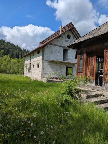 Vand casa ?i teren in comuna Moisei langa drumul principal DN 18 - 6