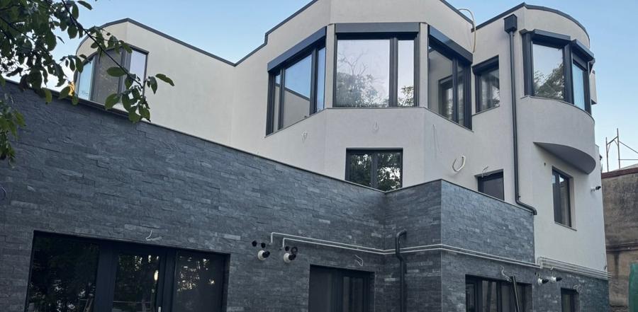 UMF- Apartamente noi  de inchiriat - 1