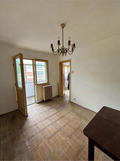 Vand apartament 2 camere - 1