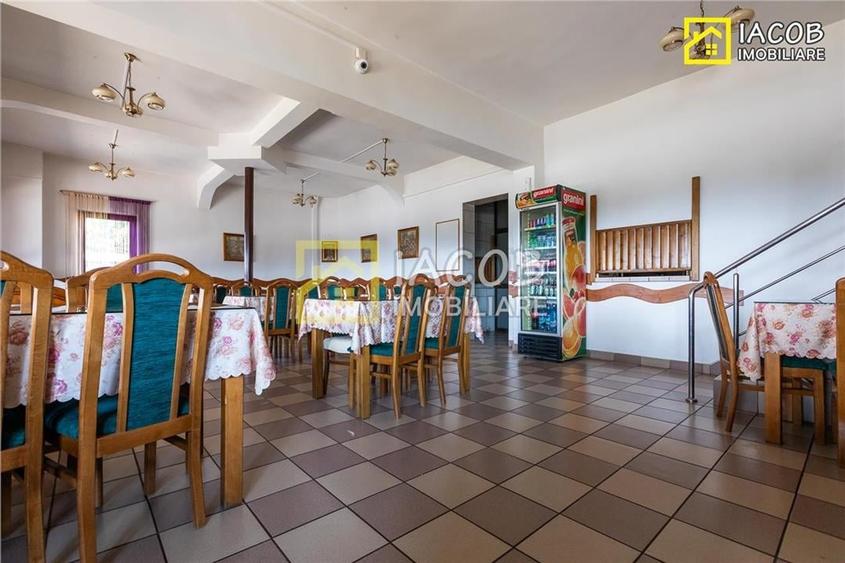 Pensiune cu 15 camere de cazare, restaurant, corpuri administrative, terenuri cu - 12