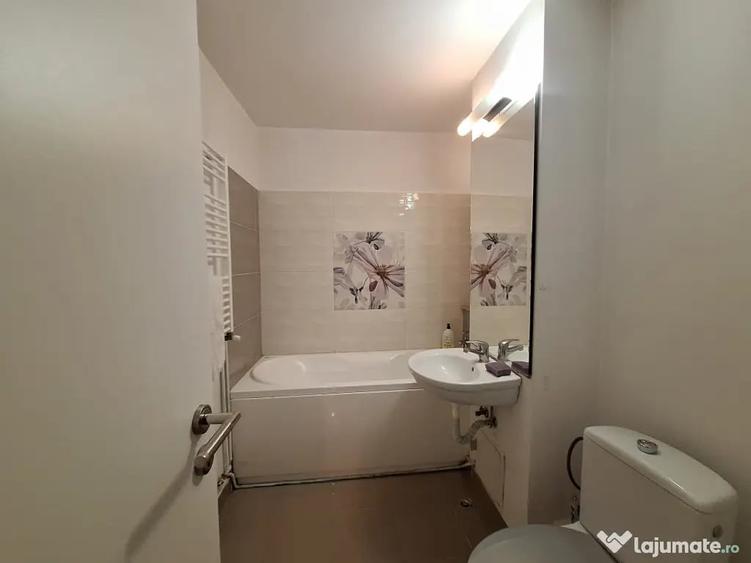 Apartament cu 3 camere decomandat în Dorobanților