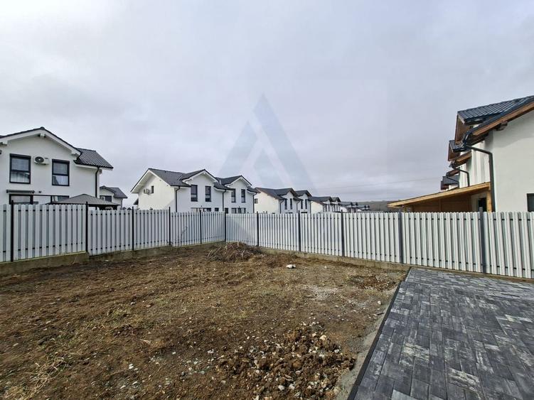 Casa moderna 4 camere 2 bai 3 locuri parcare si pivnita in Cisnadie - 10