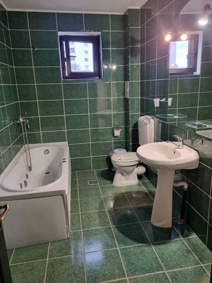 Casa 6 camere, Centru – Palas 2 – Amplasare excelenta ! - 9