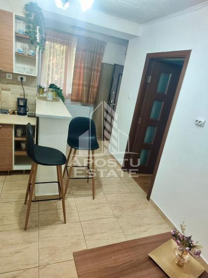 Apartament la curte, 1 camera, centrala proprie, zona Fratelia - 5