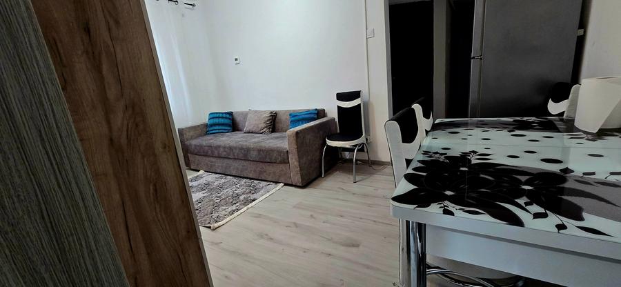 Comision zero la cumparator, Vanzare apartament 3 camere, micro 8 Targoviste - 3