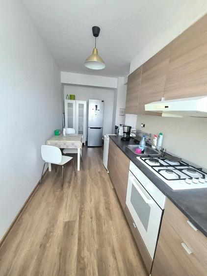 Vand apartament semicentral [bloc nou] - 3