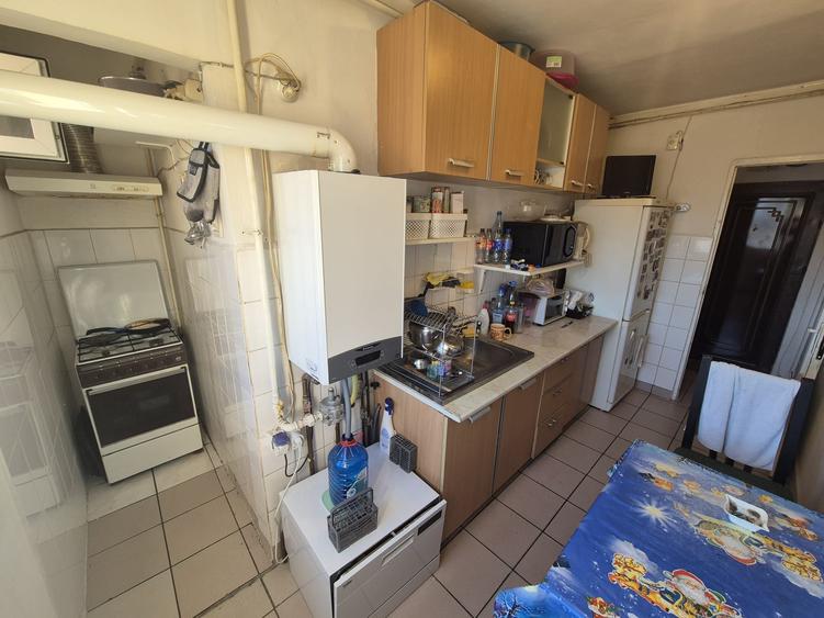 Vanzare apartament 3 camere zona Calea Bucuresti Str. Zorilor Etaj intermediar - 23