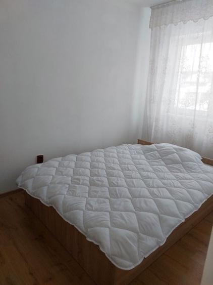 De vanzare apartament cu 3 camere, Petrosani. - 3