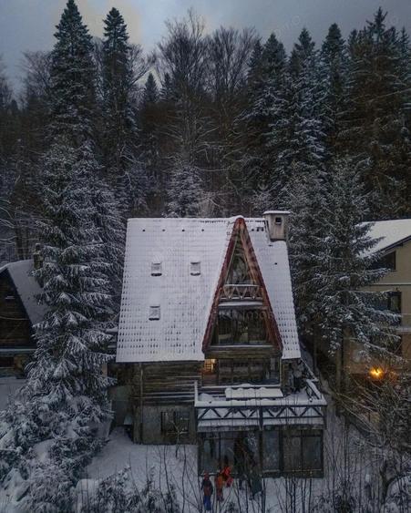 CASA DE VACANTA//PENSIUNE// AZUGA - 1