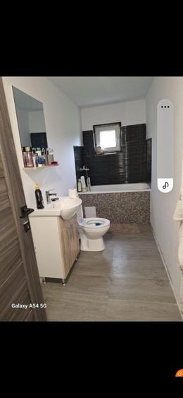 Vand casa 100 m2 si curte 300m2 - 5