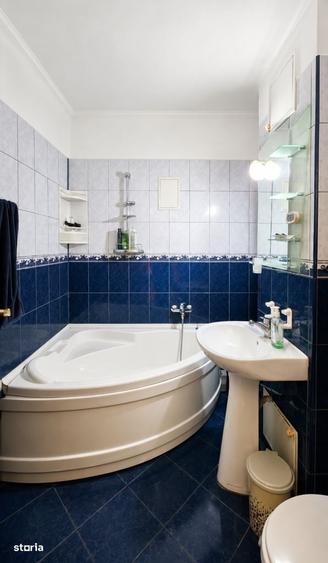 Apartament cu 3 camere decomandat în Lăpuș