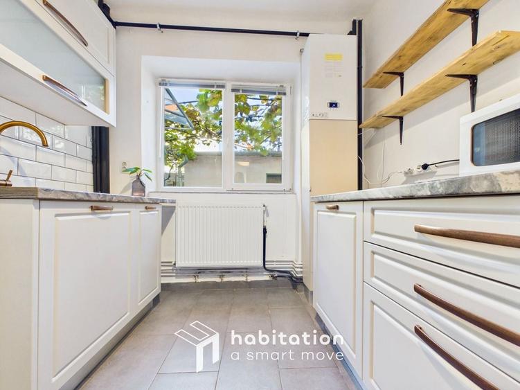 Apartament cu 2 camere semidecomandat, mobilat în Central