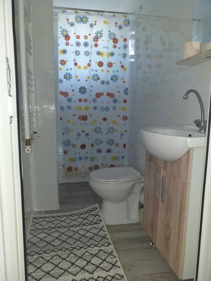 Vand apartament cu 2 camere, 28 metri patrati. 35000 Euro Negociabil - 1