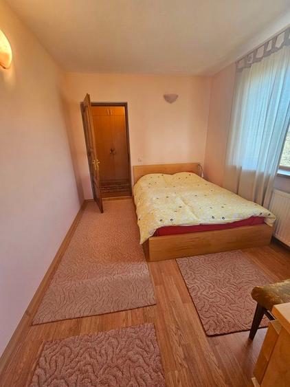 VILĂ ELEGANTĂ CU PRIVELIȘTE DEOSEBITĂ – VALENII DE MUNTE - 54