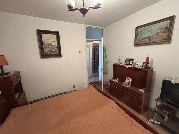 Vand apartament 3 camere decom.Micalaca zona 300,etaj 2 din 4,st.102 mp.cu centrala pe gaz. - 10