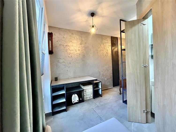 Spatiu pretabil Sediu Firma in Urban Plaza de Inchiriat - 4