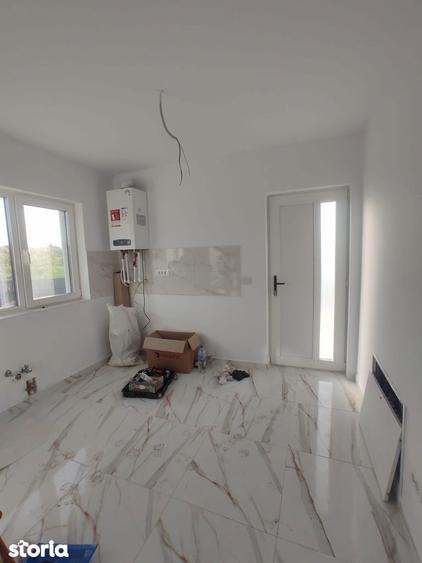 Casa individuala, INACLIRE IN PARDOSEALA, 3 camere, 400 mp teren - 4