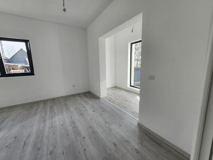 CASA INDIVIDUALA, 3 CAMERE, 550 MP TEREN, CIURBESTI - 23