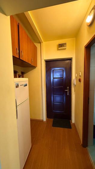 DRISTOR(METROU)-STRADAL-etajul 3-MOBILAT+UTILAT-370euro - 2