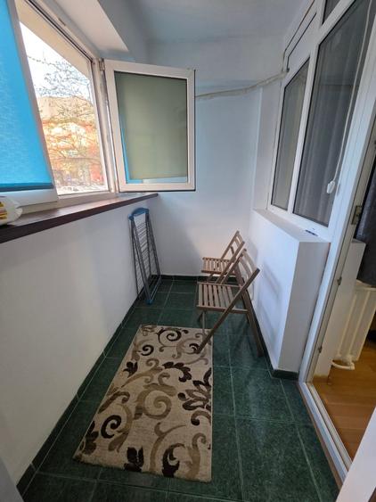 Trapezului, 5 minute metrou 1 Decembrie 1918, bloc 1978, reabilitat - 3