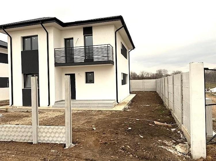 Vila individuala 4 camere  Comision 0 Ansamblu rezidential nou Pret promotional - 5