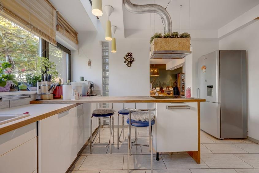 Descopera Caminul Perfect: Vila Individuala P+M de 170 mp Utili, Strada Doinei - 8